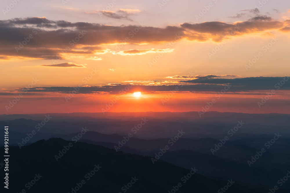 Obraz premium sunset in the mountains