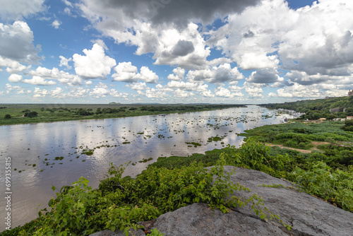 paisagem natural na cidade de Corumb    regi  o do Pantanal Sul  Estado do Mato Grosso do Sul  Brasil