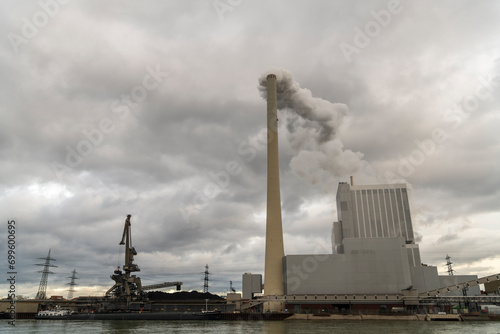 coal power plant with smoke
