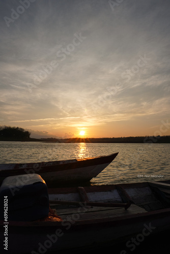 boat on sunset © Muh. Nur Iskandar