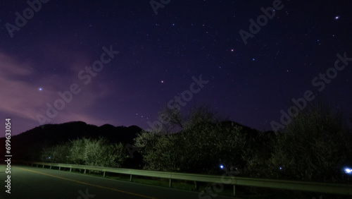 梅並木沿いの星空