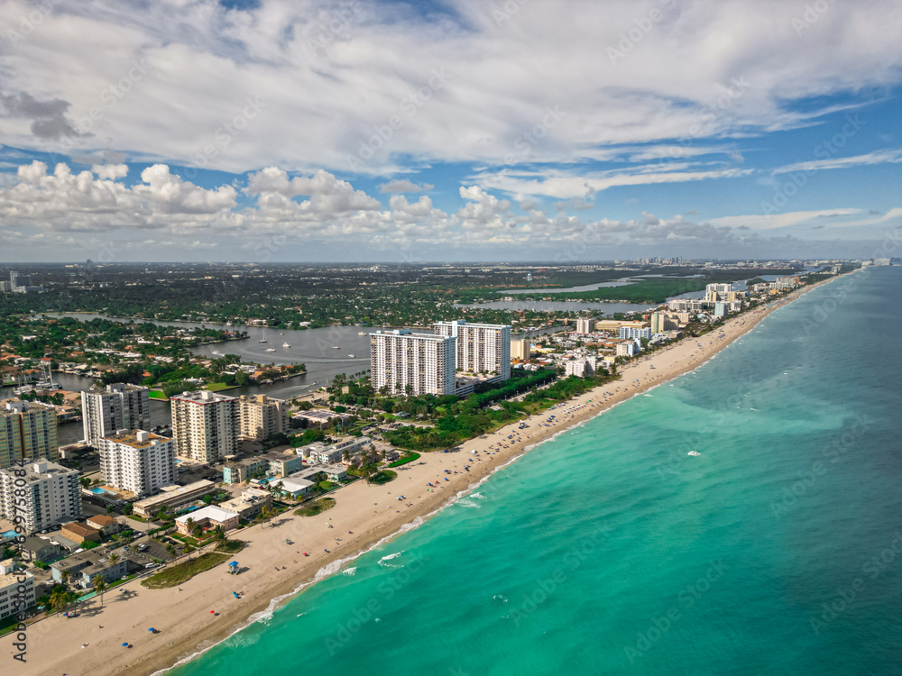 Obraz premium Sunny Isles and Hollywood beach in Florida taken with a Drone, Aerial views of coastlines and coastal cities