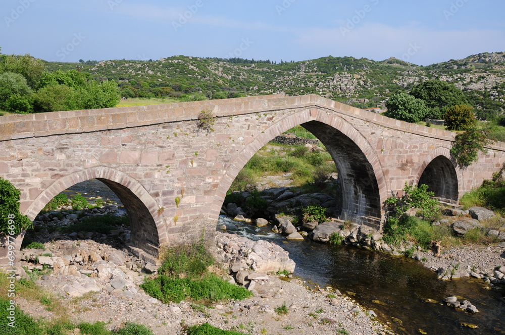 Located in Canakkale, Turkey, Hudavendigar Bridge was built in the 14th century.