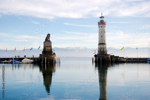 Hafeneinfahrt Lindau/Bodenssee - Harbour of Lindau/Lake Constance