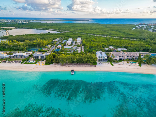 Konstfotografi 7 Seven Mile Beach Grand Cayman Cayman Islands pristine turquoise blue water whi