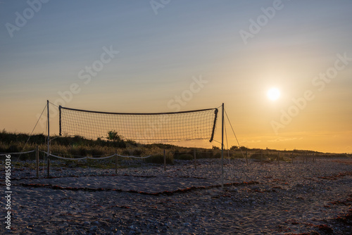 Volleyballfeld im Sonnenuntergang