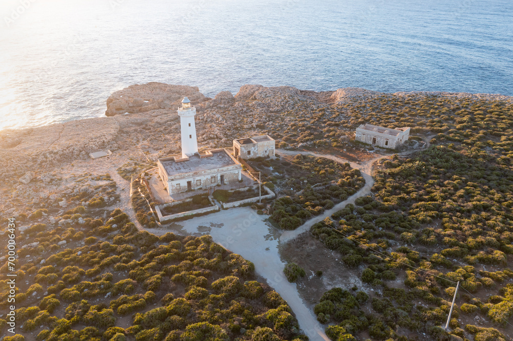 Obraz na plátně Summer Capo Murro di Porco old abandoned lighthouse - Syracuse, Sicily, Italy, Mediterranean sea