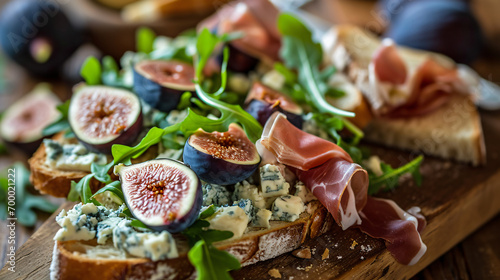 Blue cheese figs rocket salad and prosciutto