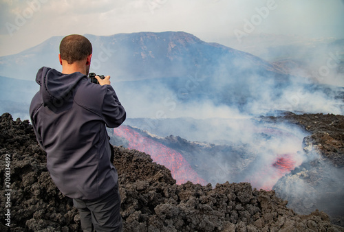 Obraz na płótnie Eruptive vent with lava emis at the top of the Etna volcano w salonie
