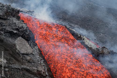 Obraz na płótnie Eruptive vent with lava emis at the top of the Etna volcano w salonie