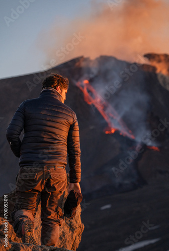 Obraz na płótnie Eruptive vent with lava emis at the top of the Etna volcano w salonie
