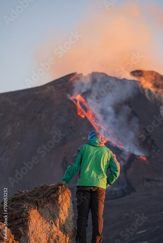 Obraz na płótnie Eruptive vent with lava emis at the top of the Etna volcano w salonie