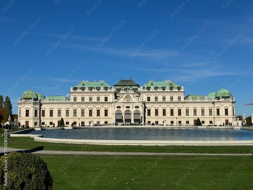 Bélvédère de Vienne par ciel bleu en novembre 2023 
