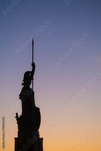 Estatua de Minerva, Tossa de Mar, Cataluña. Turismo