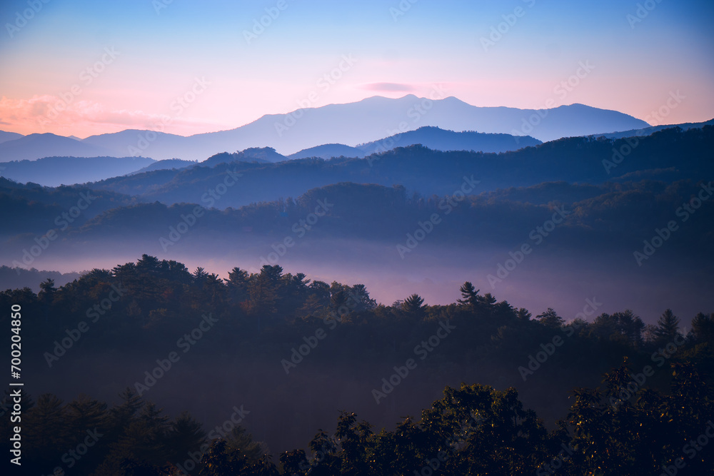 Sunrise over the Great Smoky Mountains in Tennessee. These Blue Ridge mountains are like no other! Sunrise over the Great Smoky Mountains in Tennessee. These Blue Ridge mountains are like no other!