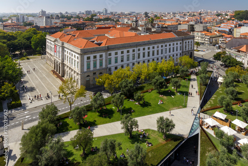 Obraz na płótnie Panoramic views of the University of Porto, History and Science Museum and Lisboa square from the tower of Clerigos Church, in Portugal. w salonie