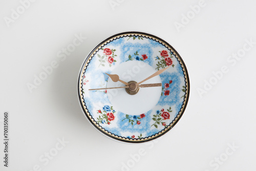Porcelain plate clock