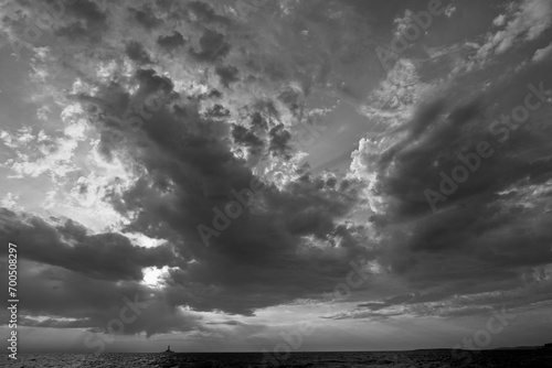 Tramonto con nuvole e luce drammatica,Medolino. Istria. Croazia photo
