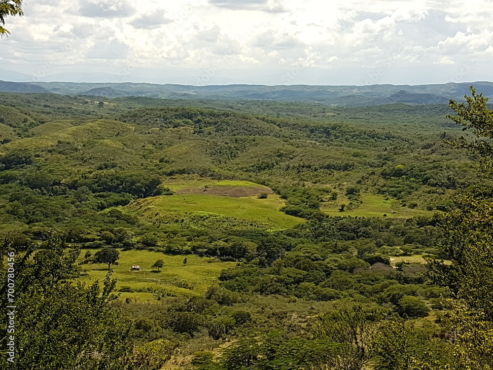 Obraz premium Paisaje desde Cerro Bánica, República Dominicana