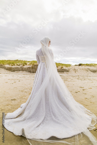 Afghani bride's white wedding dress