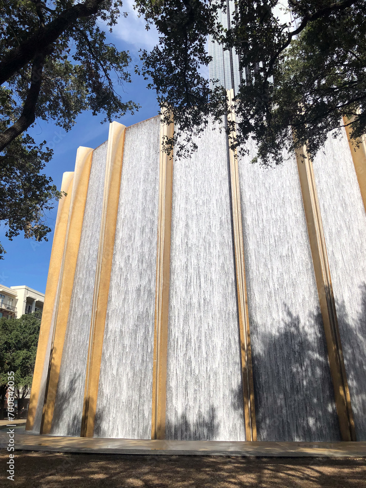 scenic water wall in Houston built in 1985 with 11000 Gallons water per ...