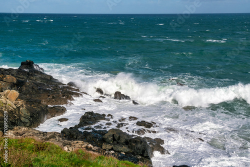 Wilder Atlantik an der Küste vor St. Ives