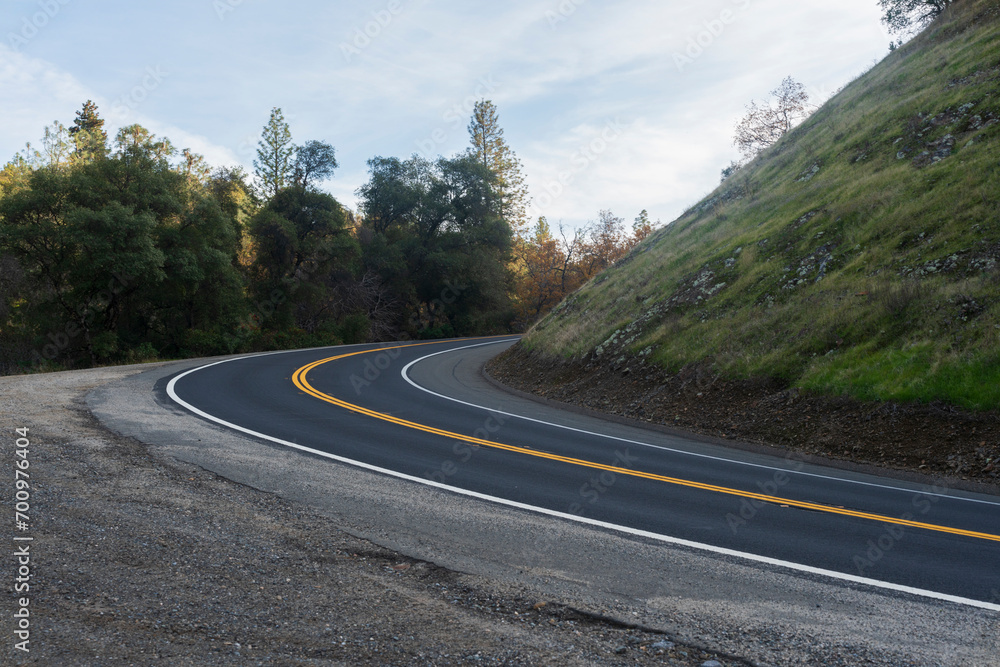 Fototapeta premium Curve in two lane rural California highway