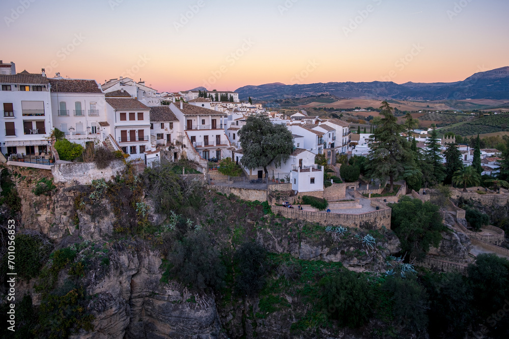 スペインの崖の上の街ロンダの風景
