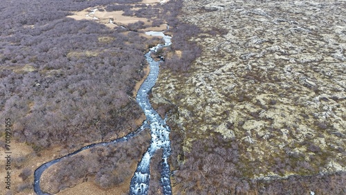 Island: Wasserfälle, Natur pur.