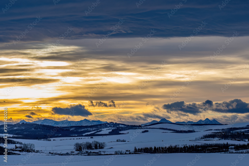 Naklejka premium Sunrise in the Canadian Rockies in winter