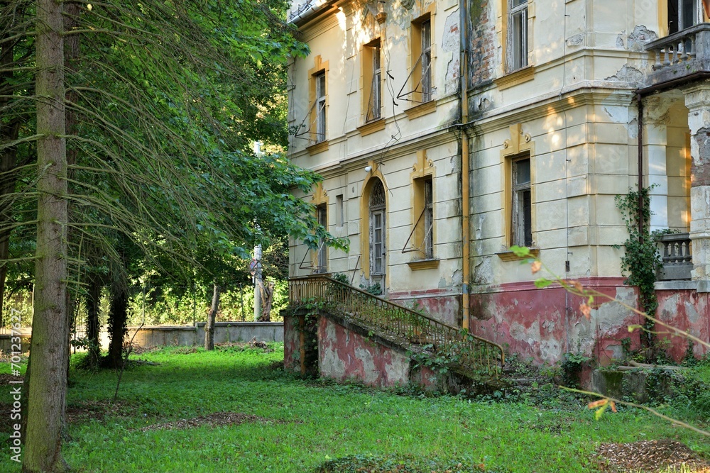 Old historic dilapidated houses without repair