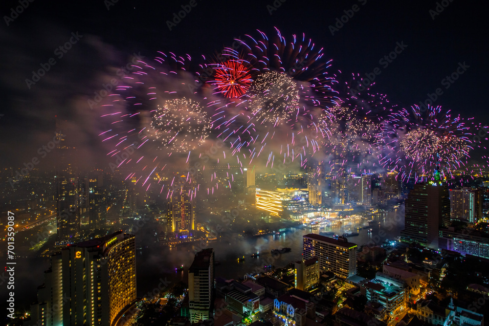 Countdown fireworks for the 2024 New Year festival In the middle of the Countdown fireworks for the 2024 New Year festival In the middle of the