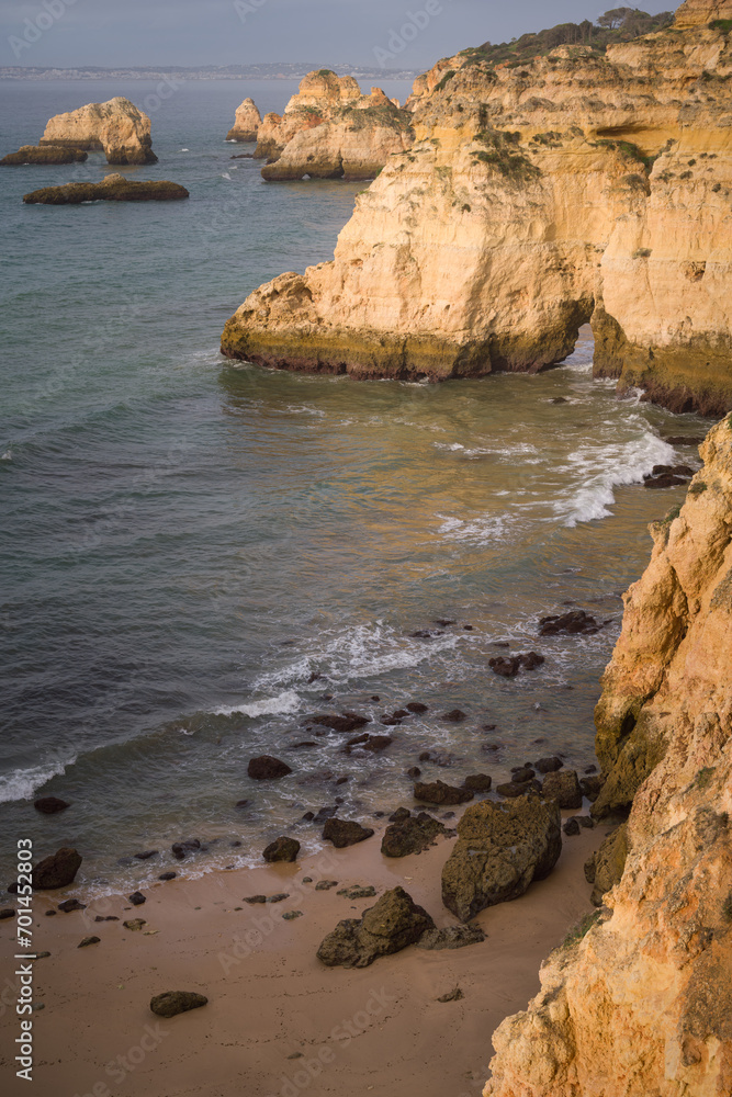 Portimao Algarve Portugalia, Portugal - linia brzegowa