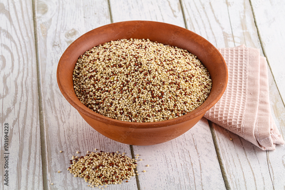 Raw dry quinoa cereal grain Raw dry quinoa cereal grain