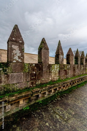 Cinta murata di una fortificazione medioevale