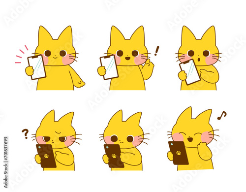 スマートフォンを操作する猫のイラストセット