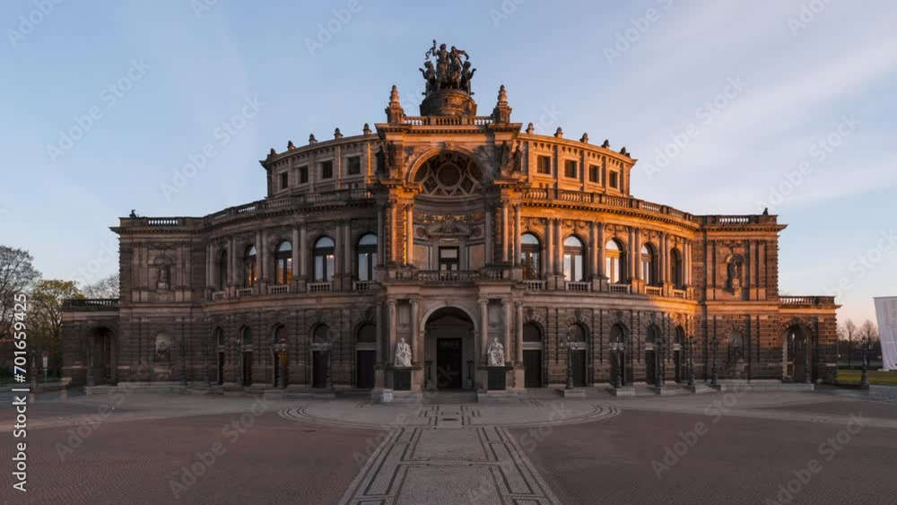 Sunrise illuminates the stunning Semperoper in Dresden Sunrise illuminates the stunning Semperoper in Dresden