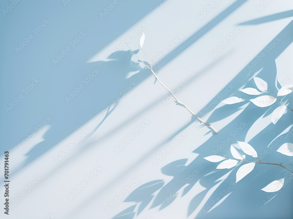 Fondo azul claro suave abstracto minimalista para la presentación del producto con luz y sombra de ramas de árboles en la pared. Vista de frente y de cerca. Copy space. IA Generativa  - obrazy, fototapety, plakaty 