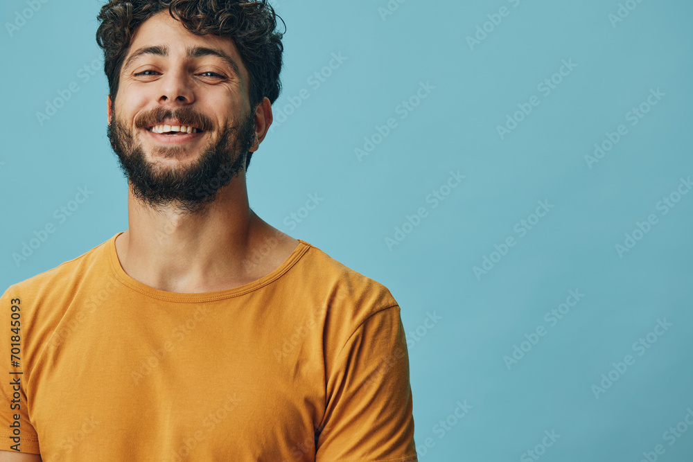 Naklejka premium Man smile face cheerful expression portrait person happiness background lifestyle happy fashion guy adult young