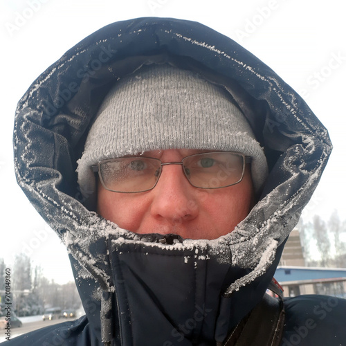 Obraz na plátně Severe frosts outside