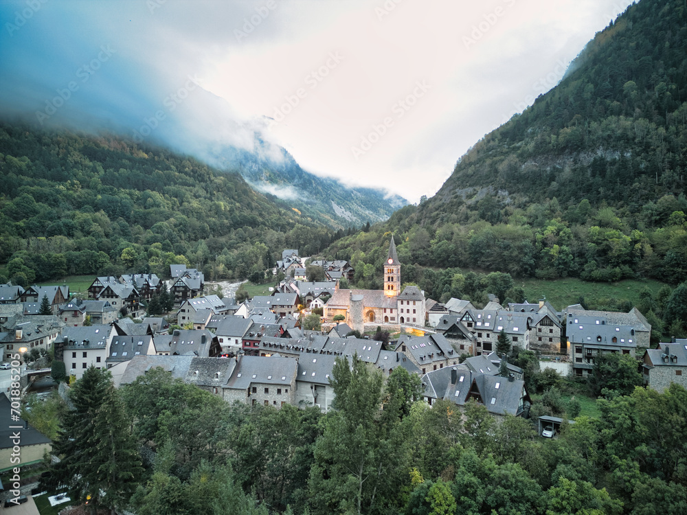 Obraz premium Arties, village in Lleida Catalonia of Spain Pyrenees in Aran Valley, Cataloged of the most beautiful villages in Spain.