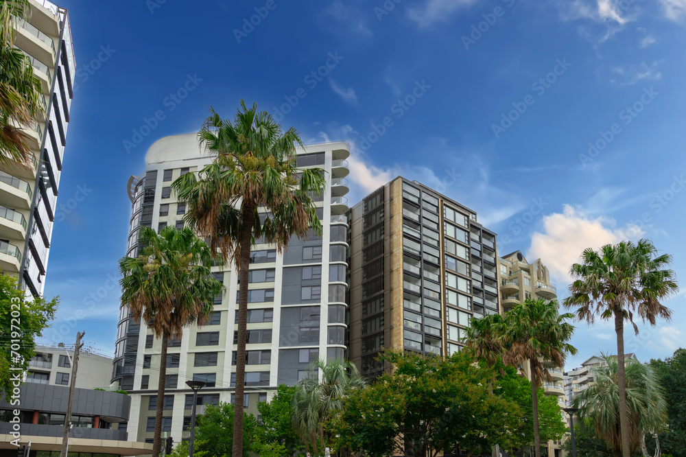 Fototapeta premium Apartment block in Sydney NSW Australia with views of Sydney Harbour and Sydney Harbour Bridge