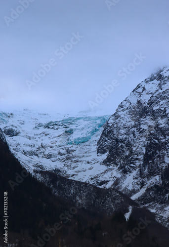 Una montaña llena de misterio. No puedo describir la emoción y la sensación de estar aquí, en este lugar, con tantos mundos, historias y momentos.
 photo