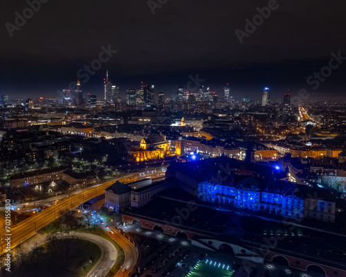 Panorama Warszawy nocą © sopthedrone