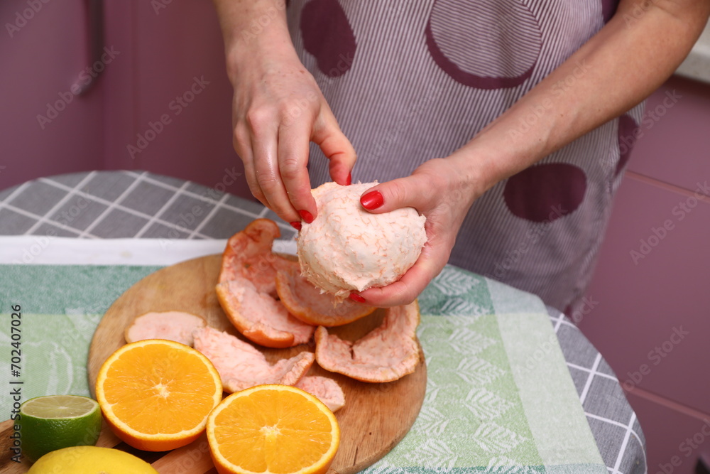 Peel of grapefruit on the kitchen