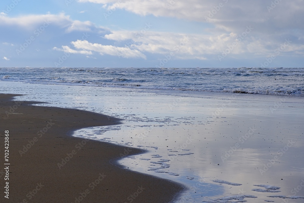 Ausblick über die Nordsee mit Sandstrand