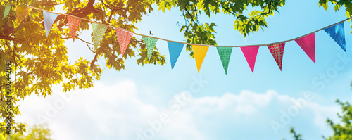 Fotografia color pennant decoration summer party. wide banner