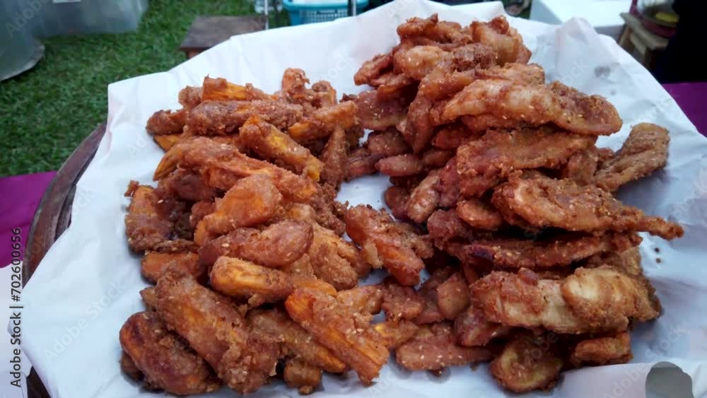 deep fried bananas with sesame - Thai food style deep fried bananas with sesame - Thai food style