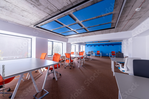 Interior of modern conference room. Modern college study room. Clean office, lecture room © dechevm
