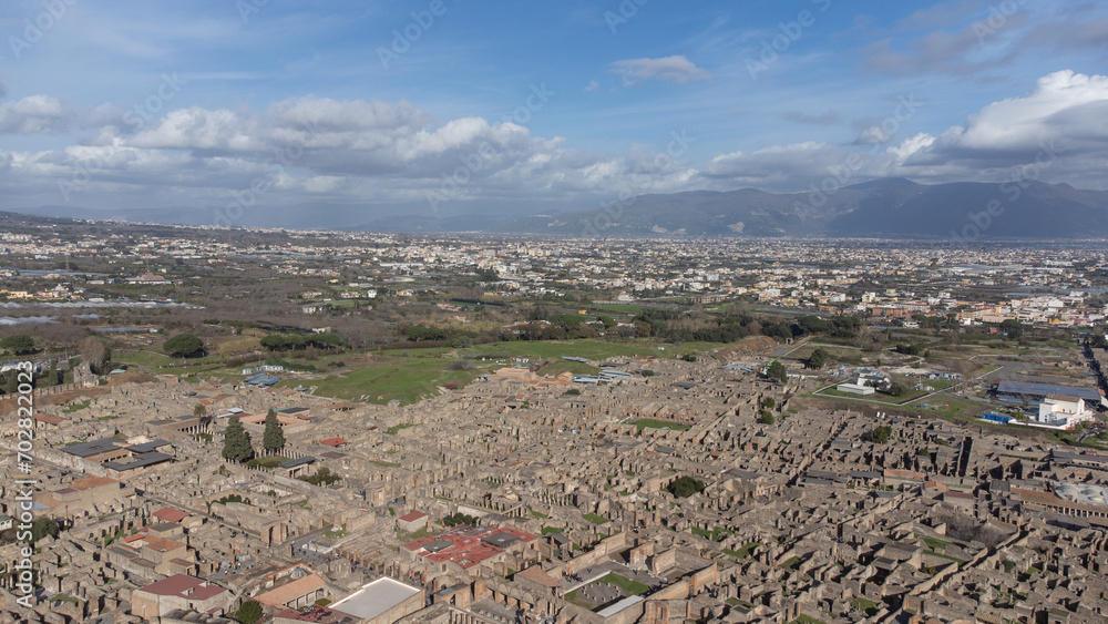 Immagine col drone della città di pompei in campania